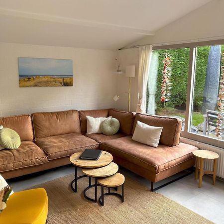 Gemuetliches, Helles Ferienhaus Mit Privatem Garten In Gepflegtem Ferienpark Warmenhuizen Εξωτερικό φωτογραφία