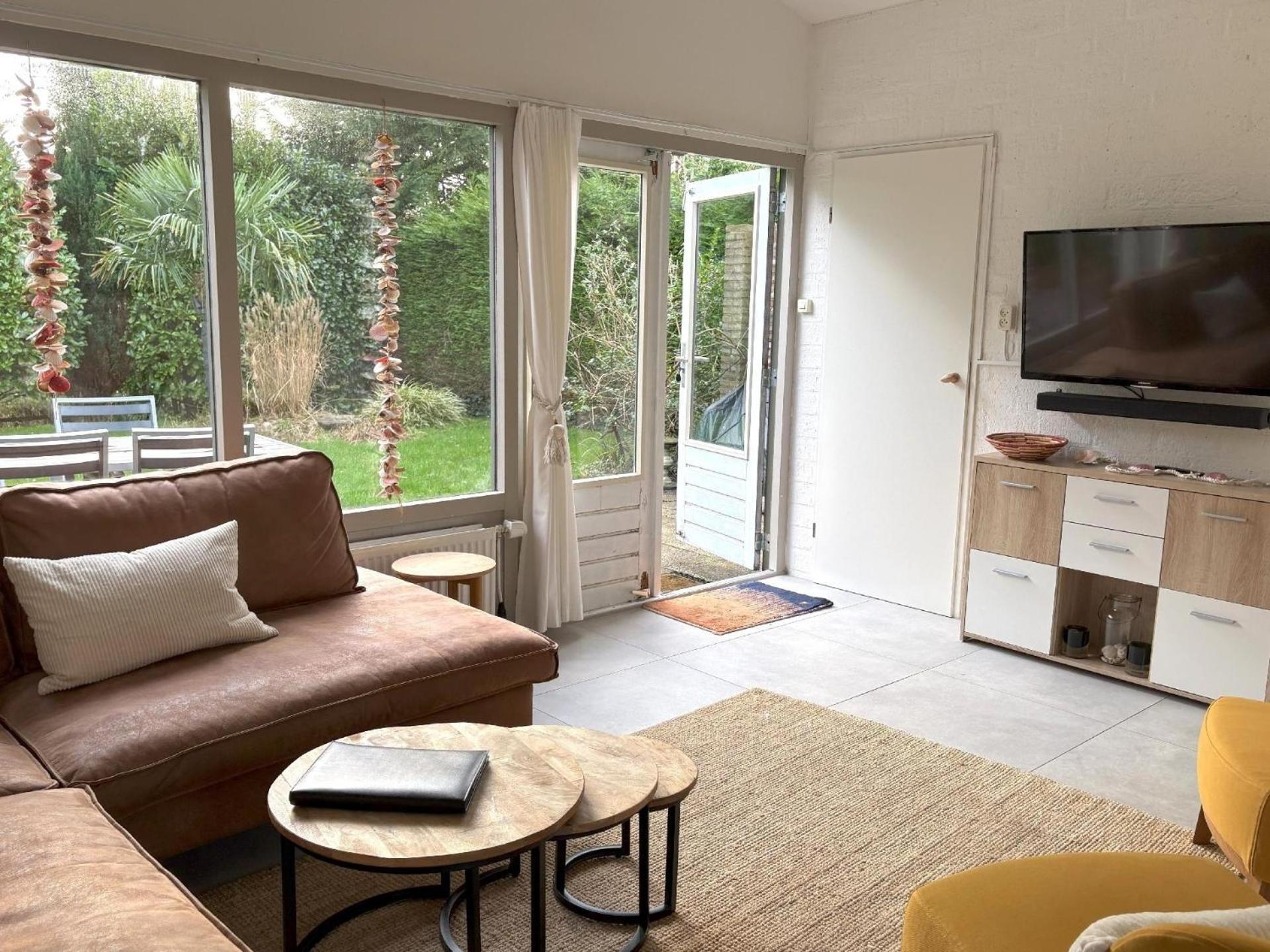 Gemuetliches, Helles Ferienhaus Mit Privatem Garten In Gepflegtem Ferienpark Warmenhuizen Εξωτερικό φωτογραφία